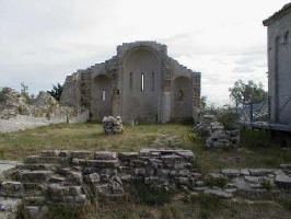 Abside al lato della chiesa